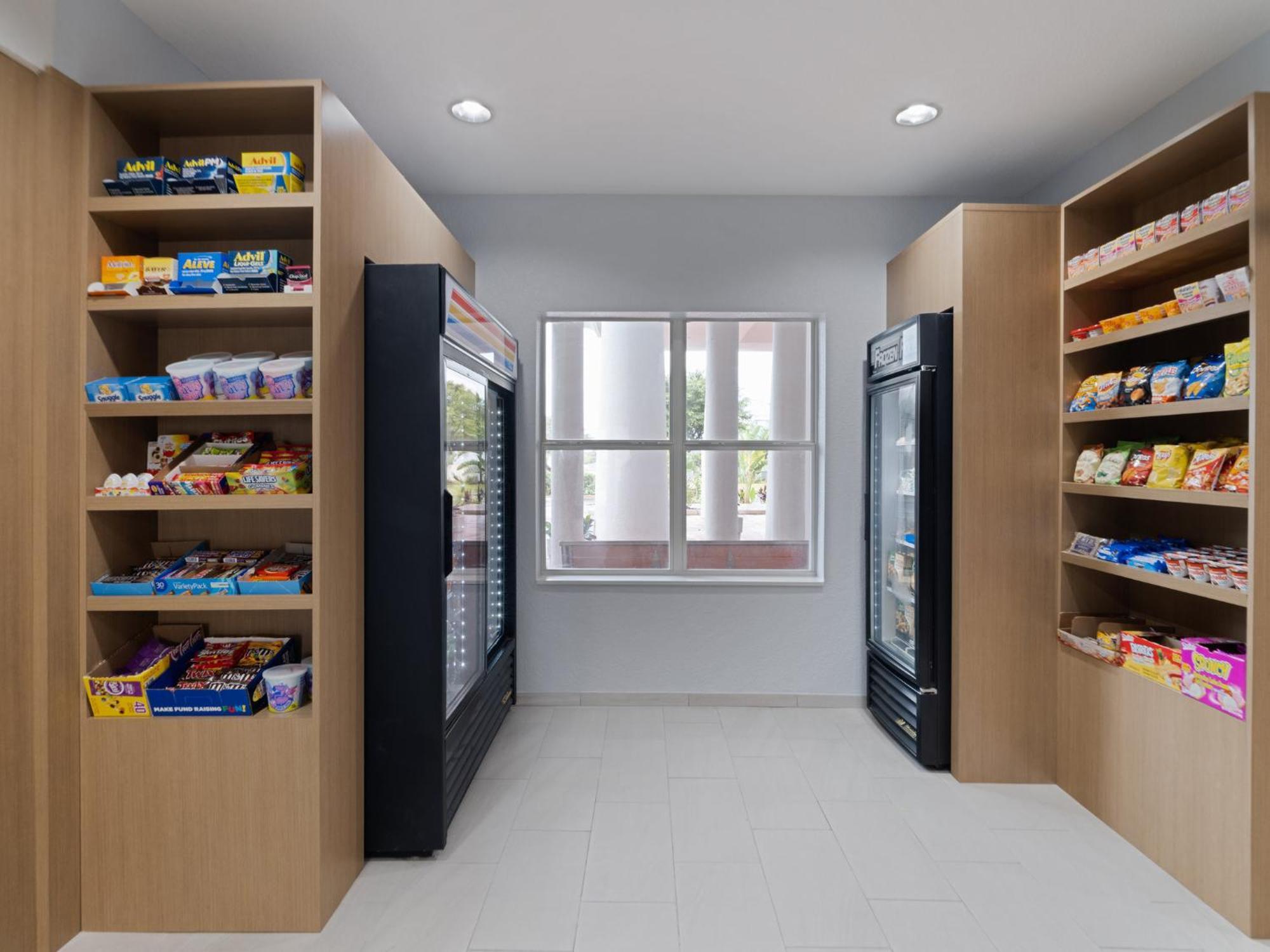 Holiday Inn Express & Suites Lakeland North I-4 By Ihg Luaran gambar