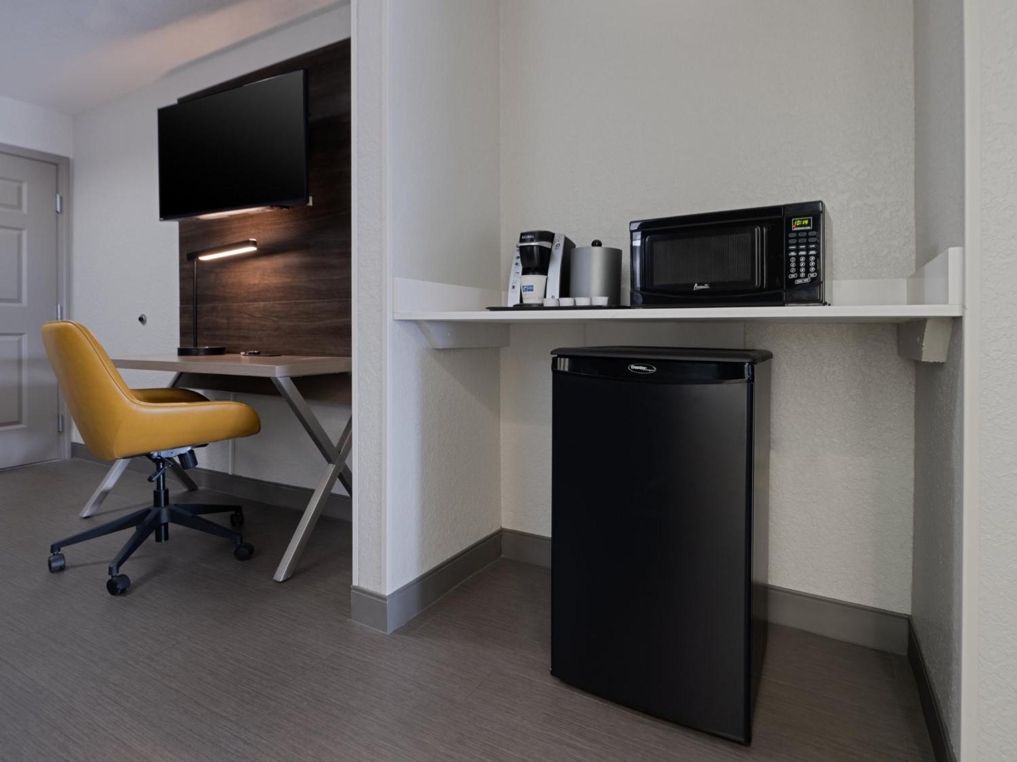 Holiday Inn Express & Suites Lakeland North I-4 By Ihg Luaran gambar