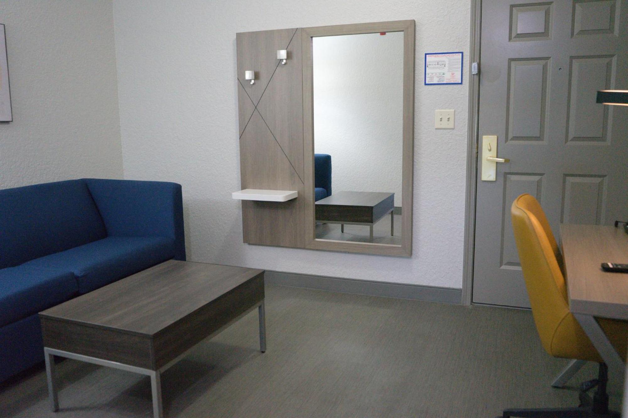 Holiday Inn Express & Suites Lakeland North I-4 By Ihg Luaran gambar