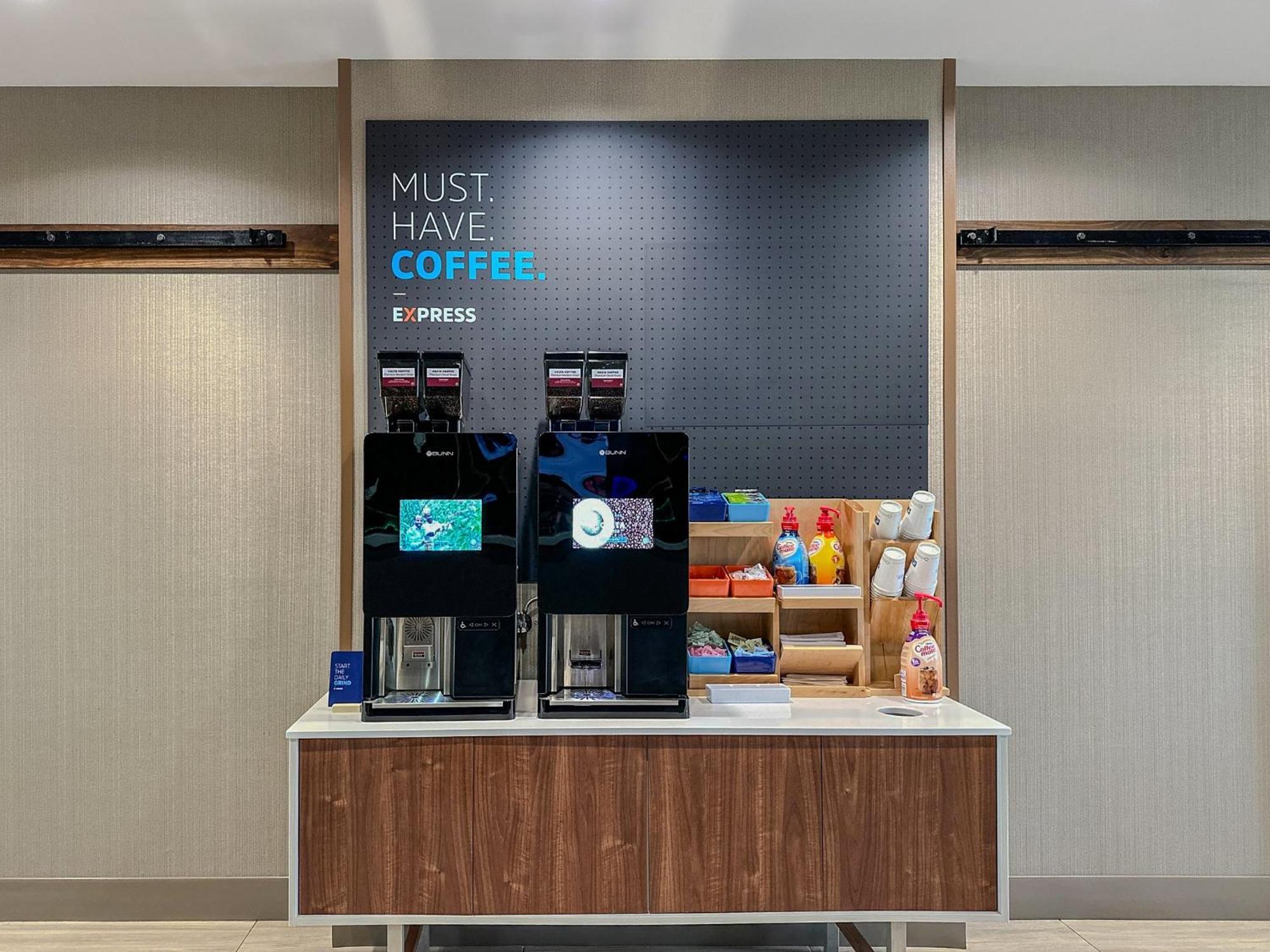 Holiday Inn Express & Suites Lakeland North I-4 By Ihg Luaran gambar