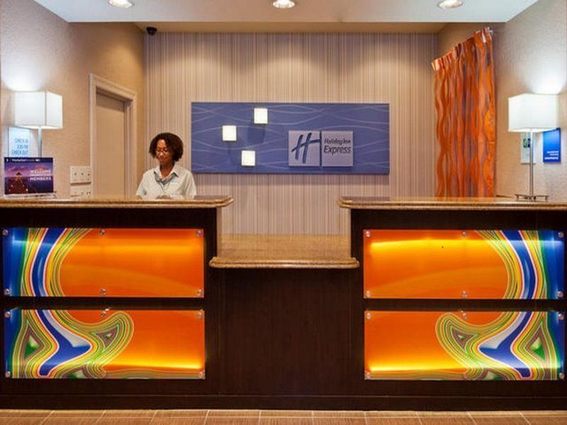 Holiday Inn Express & Suites Lakeland North I-4 By Ihg Luaran gambar